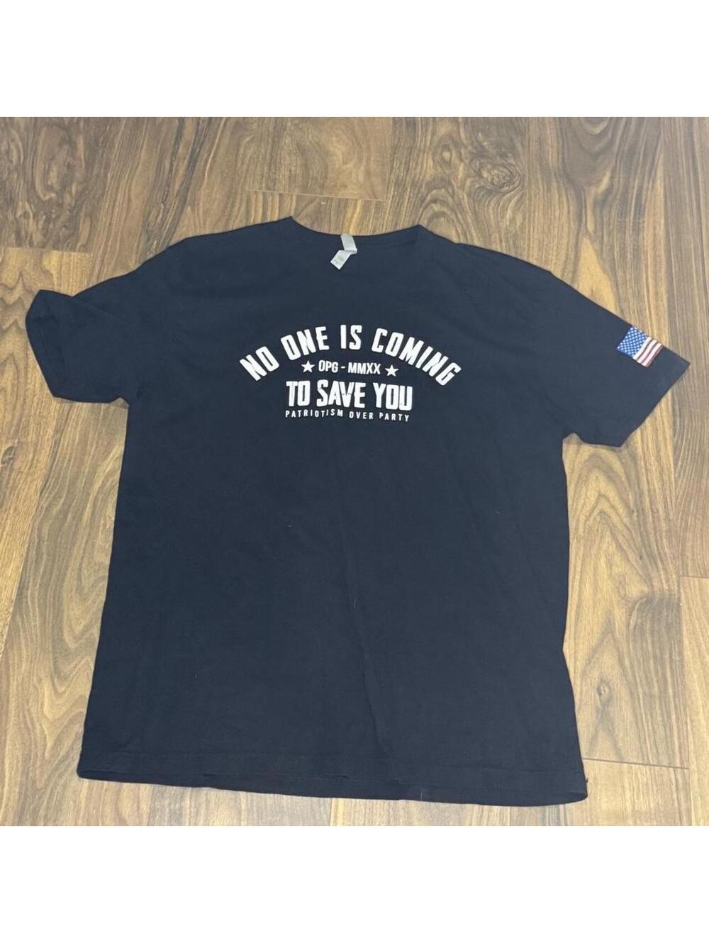 No one is coming to save you black t-shirt #streetwear #loungewear #summer